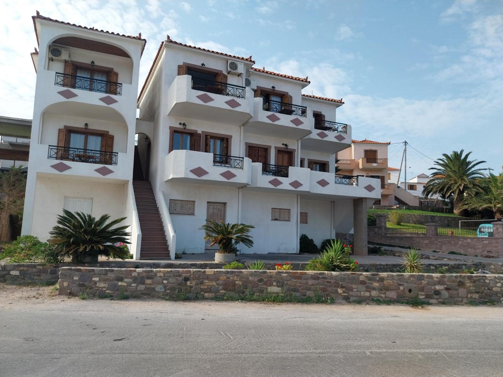 Ioannidis - Sigri- Apartments Sigrion Luaran gambar